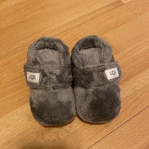 Bixbee Ugg Baby Booties